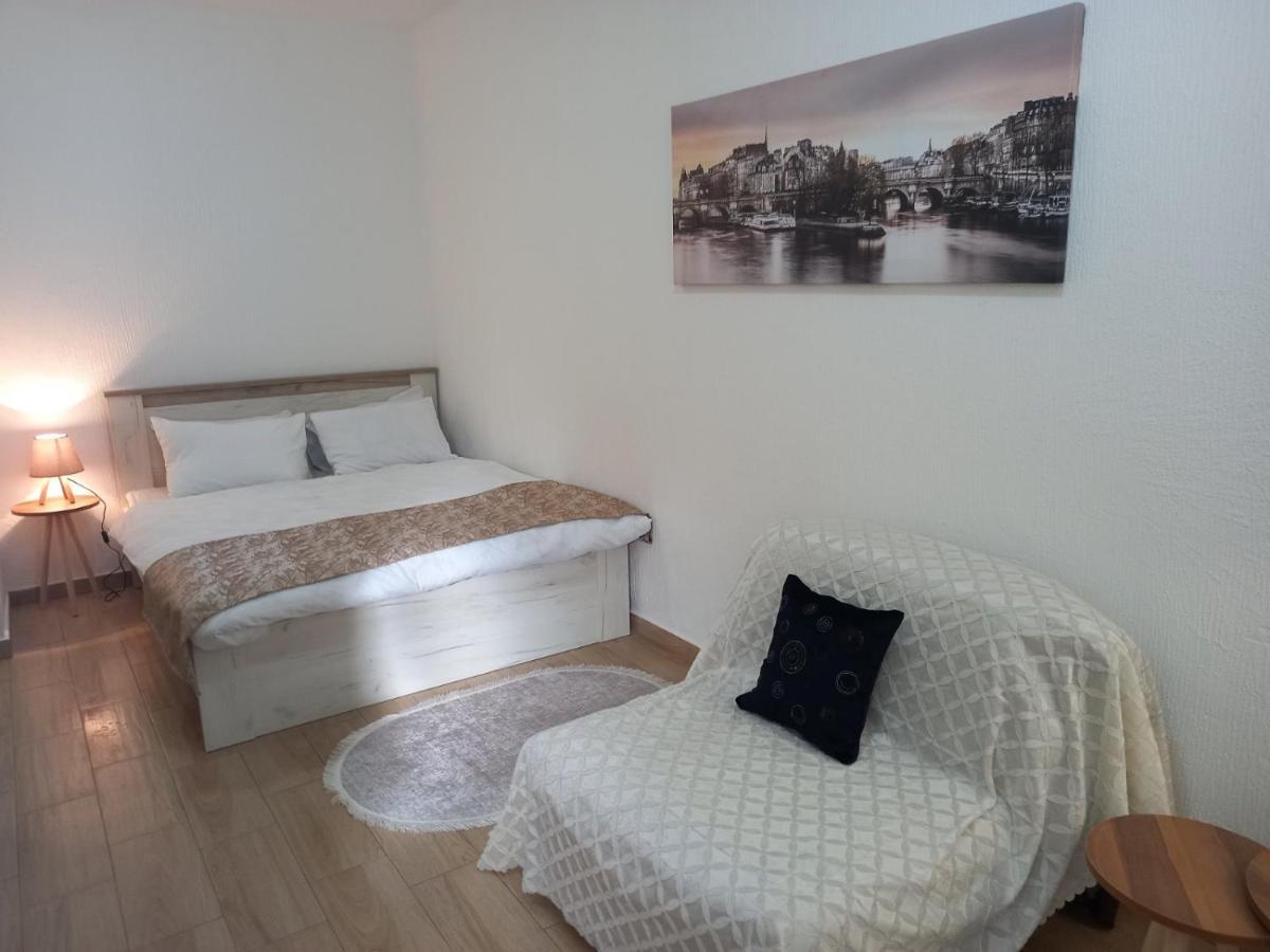 בודווה Casa Apartments, One-Bedroom Apartment מראה חיצוני תמונה