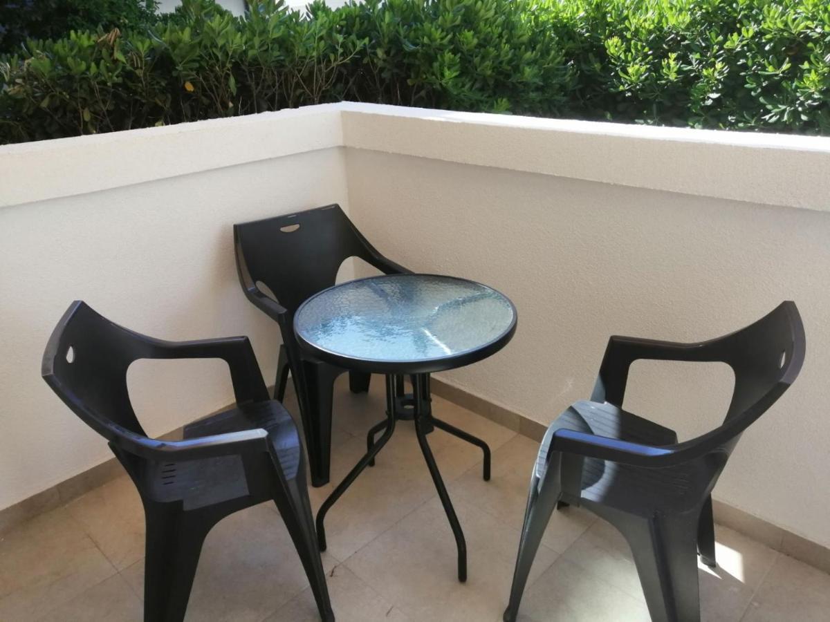 בודווה Casa Apartments, One-Bedroom Apartment מראה חיצוני תמונה