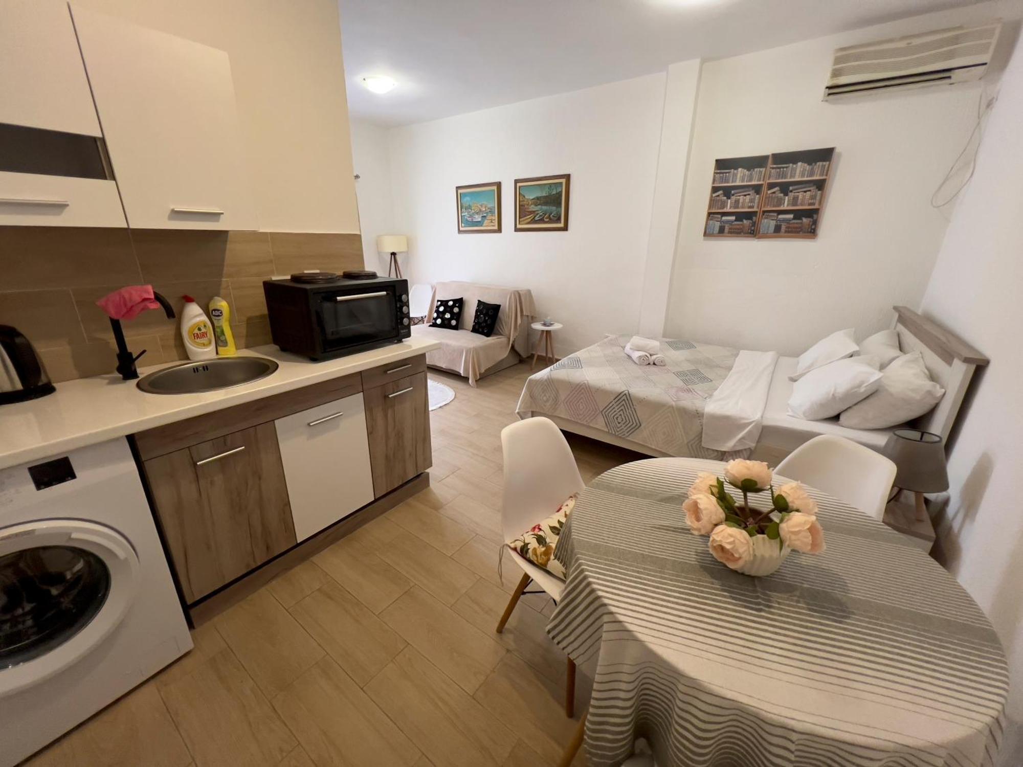 בודווה Casa Apartments, One-Bedroom Apartment מראה חיצוני תמונה