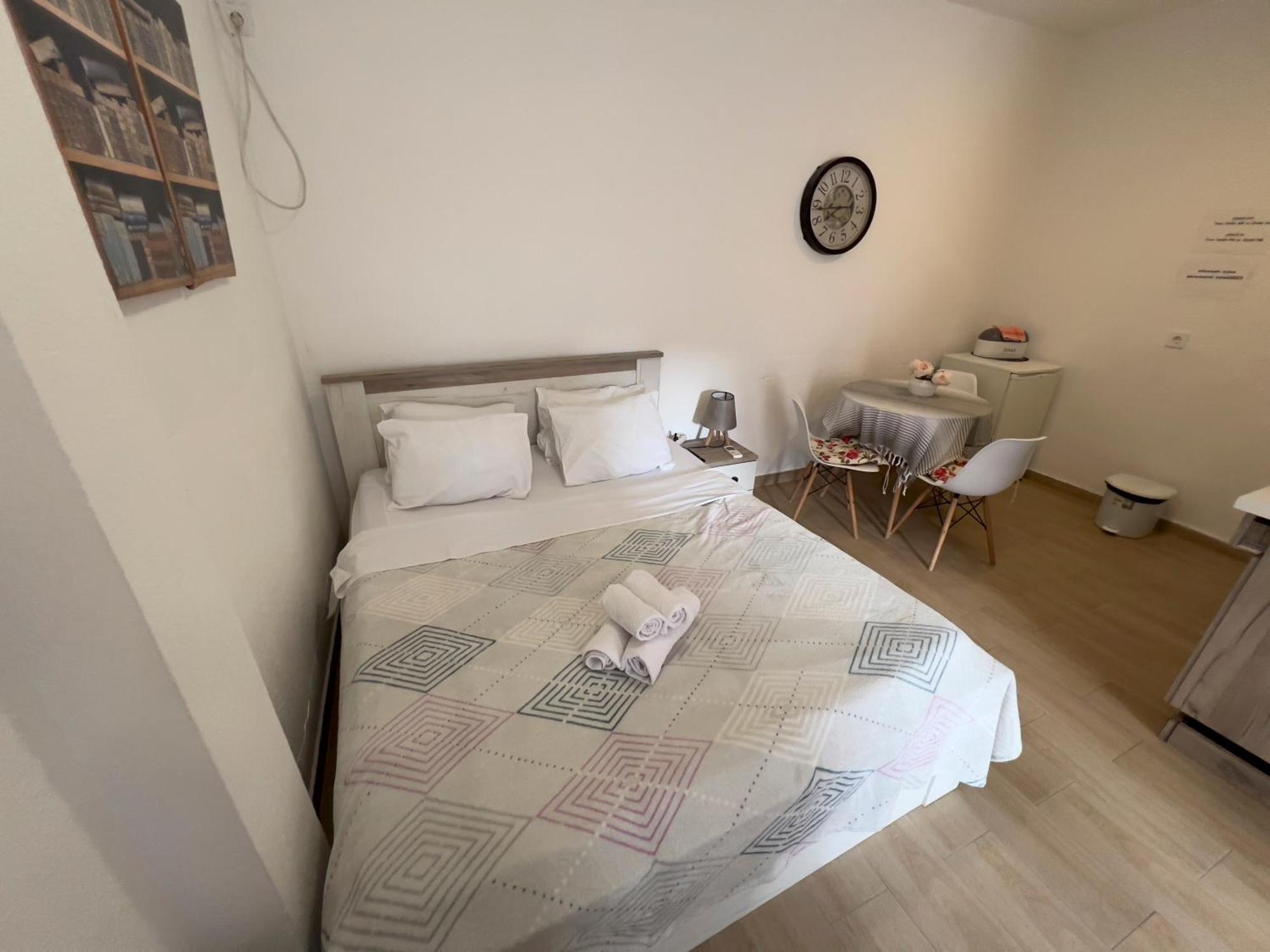 בודווה Casa Apartments, One-Bedroom Apartment מראה חיצוני תמונה