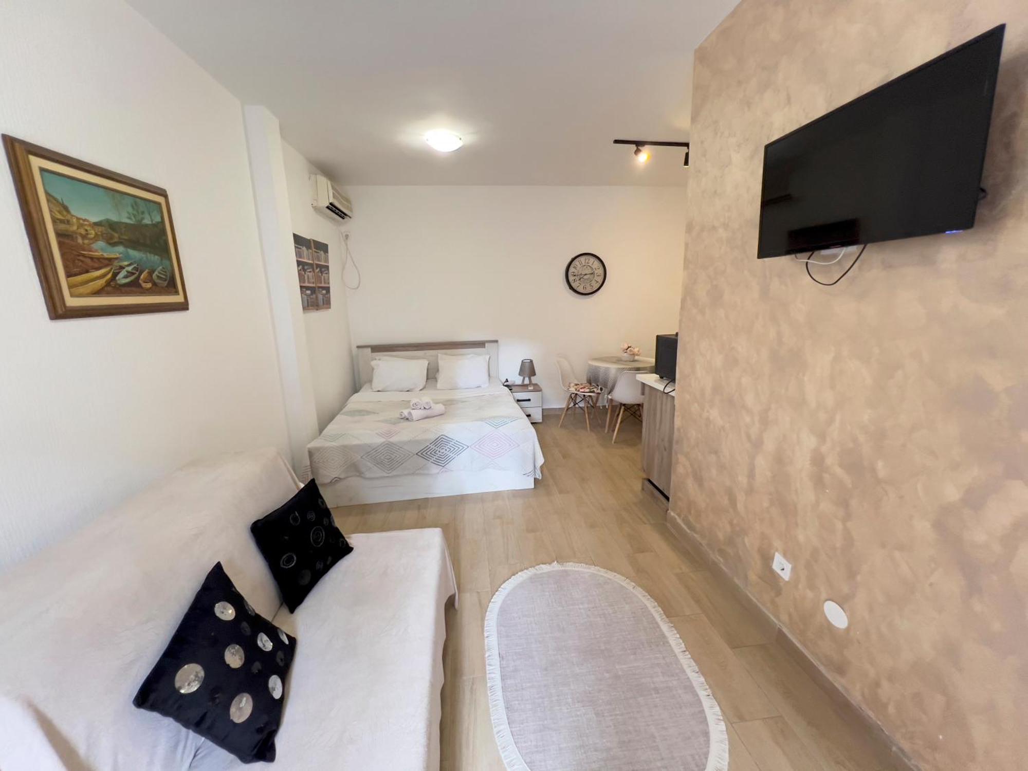 בודווה Casa Apartments, One-Bedroom Apartment מראה חיצוני תמונה
