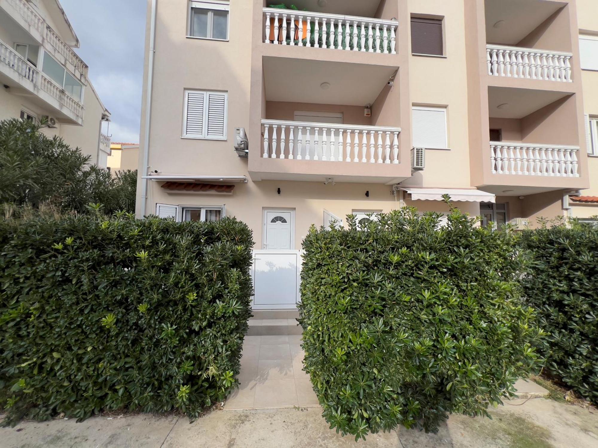 בודווה Casa Apartments, One-Bedroom Apartment מראה חיצוני תמונה