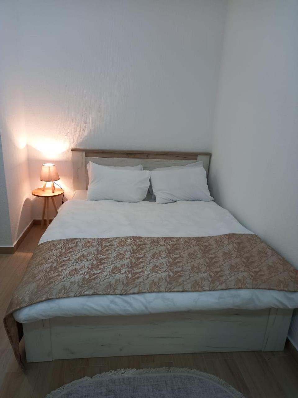 בודווה Casa Apartments, One-Bedroom Apartment מראה חיצוני תמונה