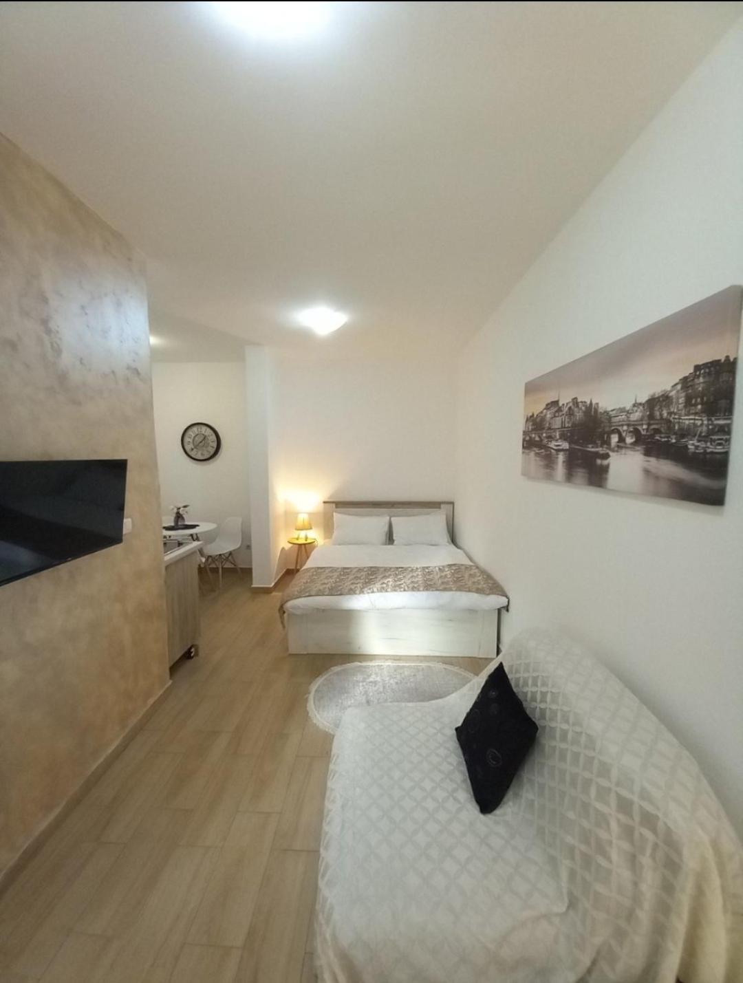 בודווה Casa Apartments, One-Bedroom Apartment מראה חיצוני תמונה